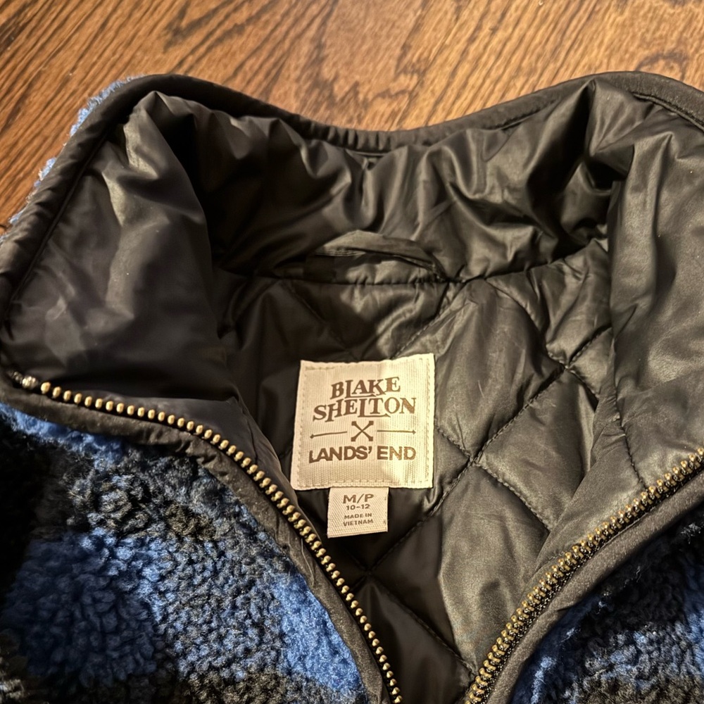 Lands' End Sherpa Jacket - Picture 2 of 11